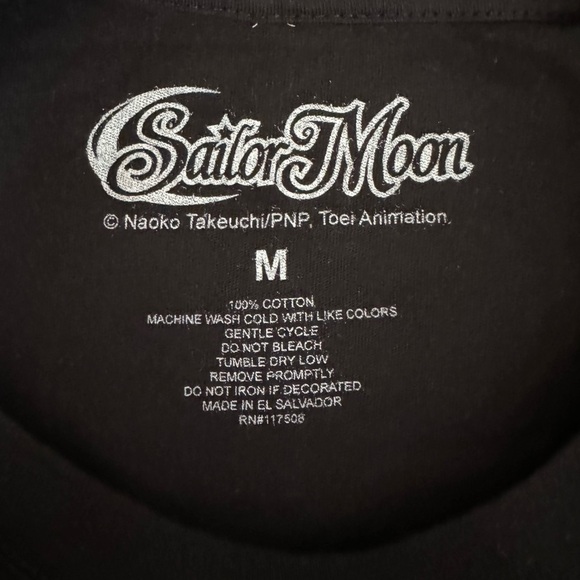 SAILOR MOON Women’s (RARE) Big Front Graphic Black Animation T-Shirt-Size MEDIUM - Picture 2 of 5